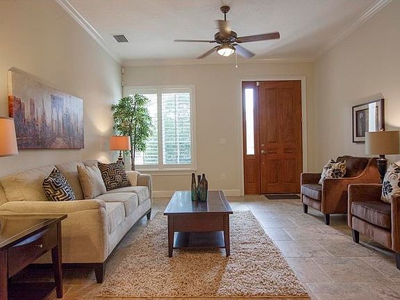 2nd image of 395 W Welbourne Ave #109