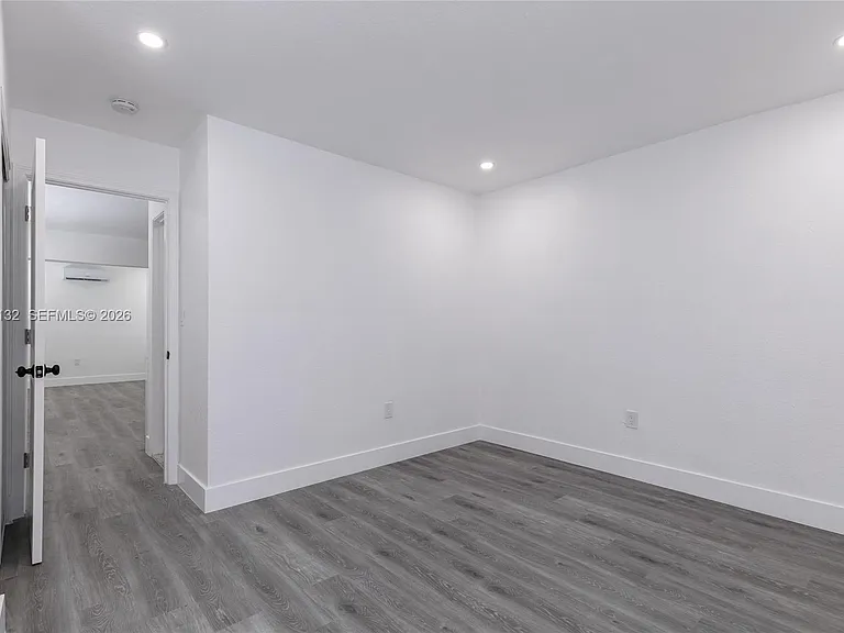 6125 SW 40th Ct #4 — Photo 13