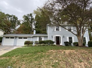 10808 Oldfield Dr, Reston, VA 20191