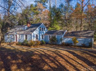2 Hilltop Rd, Asheville, NC 28803