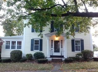 143 Clark Rd, Lowell, MA 01852