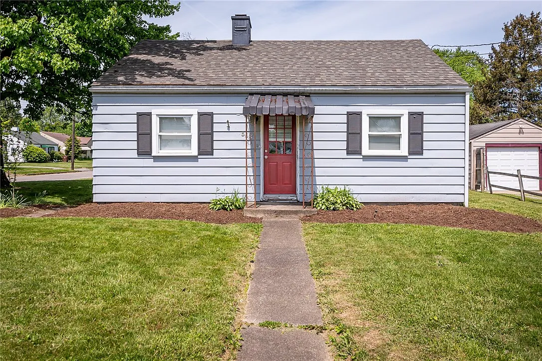 568 Carnegie Ave photo 1