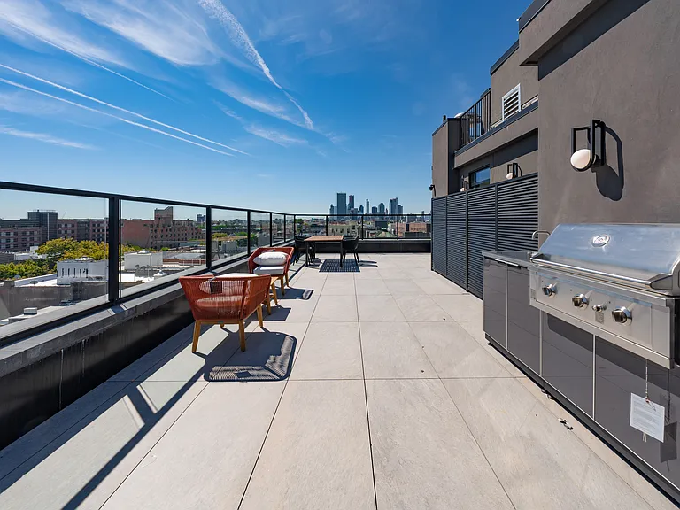 31-19 29th St #4D — Photo 6