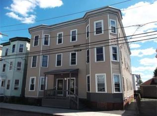 91 Chester Ave, Chelsea, MA 02150