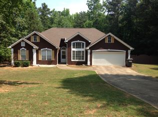 78 Apache Pointe Dr, Senoia, GA 30276