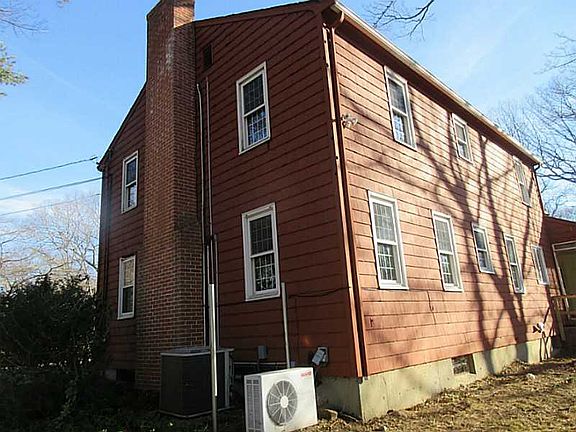 5th image of 8 Tory Ln