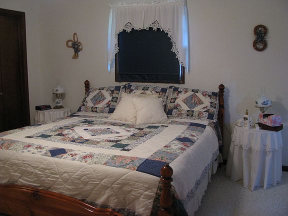 Maste Bedroom