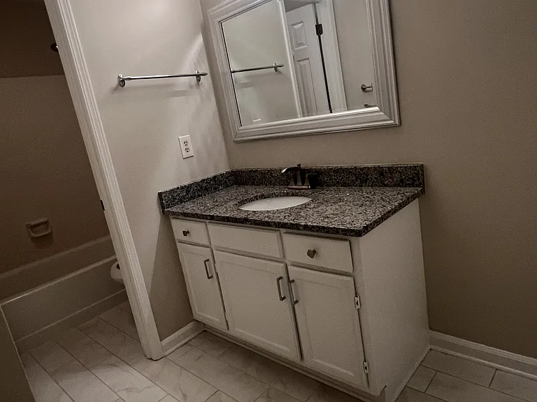 2301 Pine Heights Dr NE — Photo 17