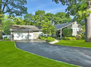 236 Robert Dr, New Rochelle, NY 10804