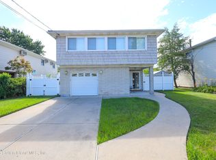 20 Toddy Ave, Staten Island, NY 10314