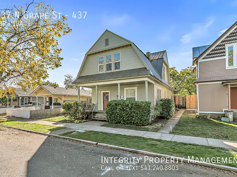 437 N Grape St #437 — Photo 1