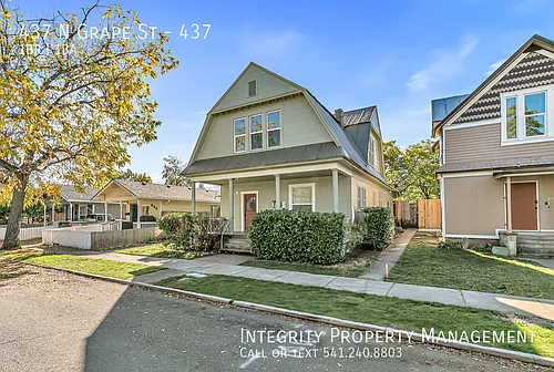 437 N Grape St #437 Photo 1