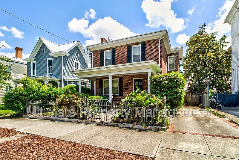 1st image of 206 Nun St