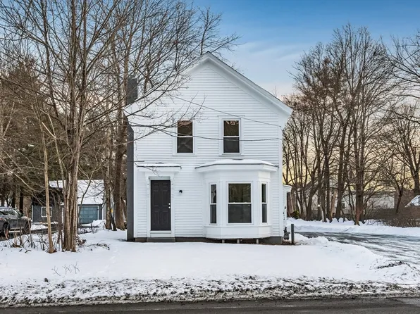 29 Tarbell St, Pepperell, MA 01463