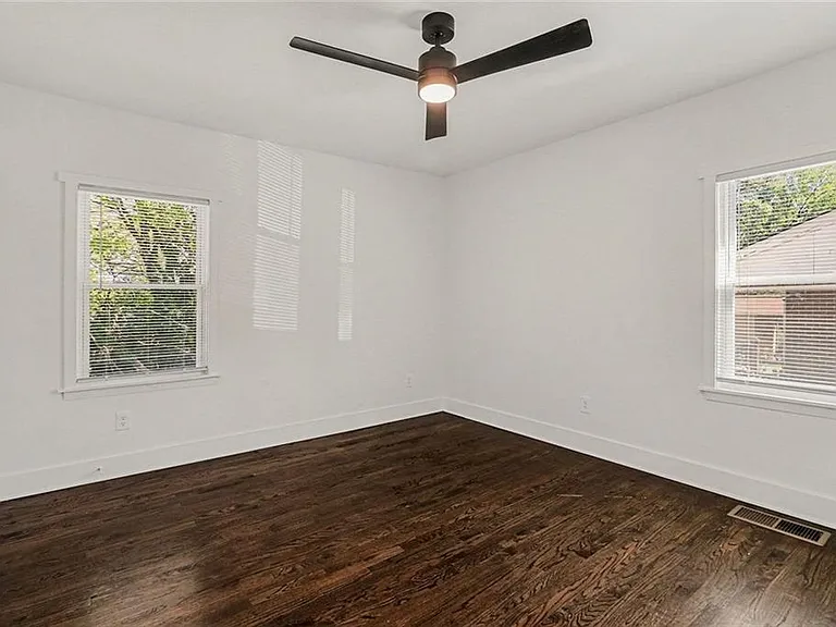 1680 Fairbanks St SW — Photo 17