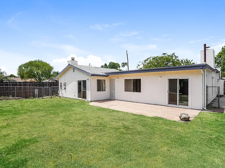 6500 Lockhurst Dr — Photo 20