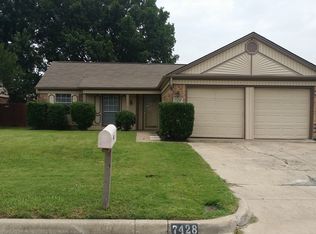 7428 Farm Field Ct, Fort Worth, TX 76137