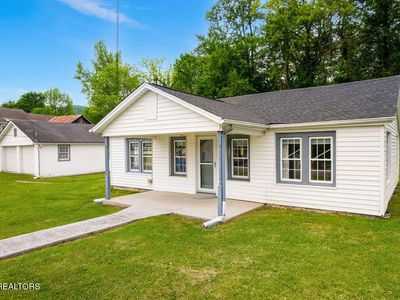 405 Wallace Ave, Rocky Top, TN, 37769
