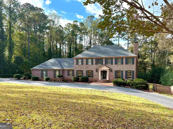 703 Wisteria Way, Lagrange, GA 30240