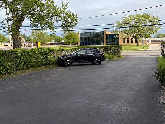 2nd image of 362 Center Rd