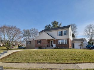 41 N Ann Rd, Broomall, PA 19008
