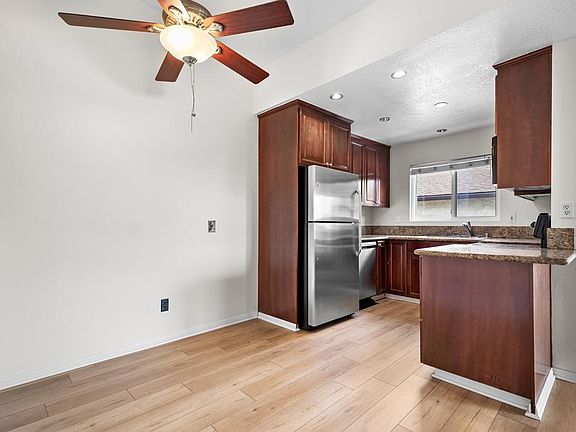 4th image of 3767 Grim Ave Unit 5