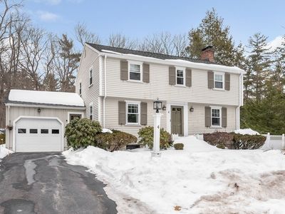 4 Hickory Ln, North Reading, MA, 01864