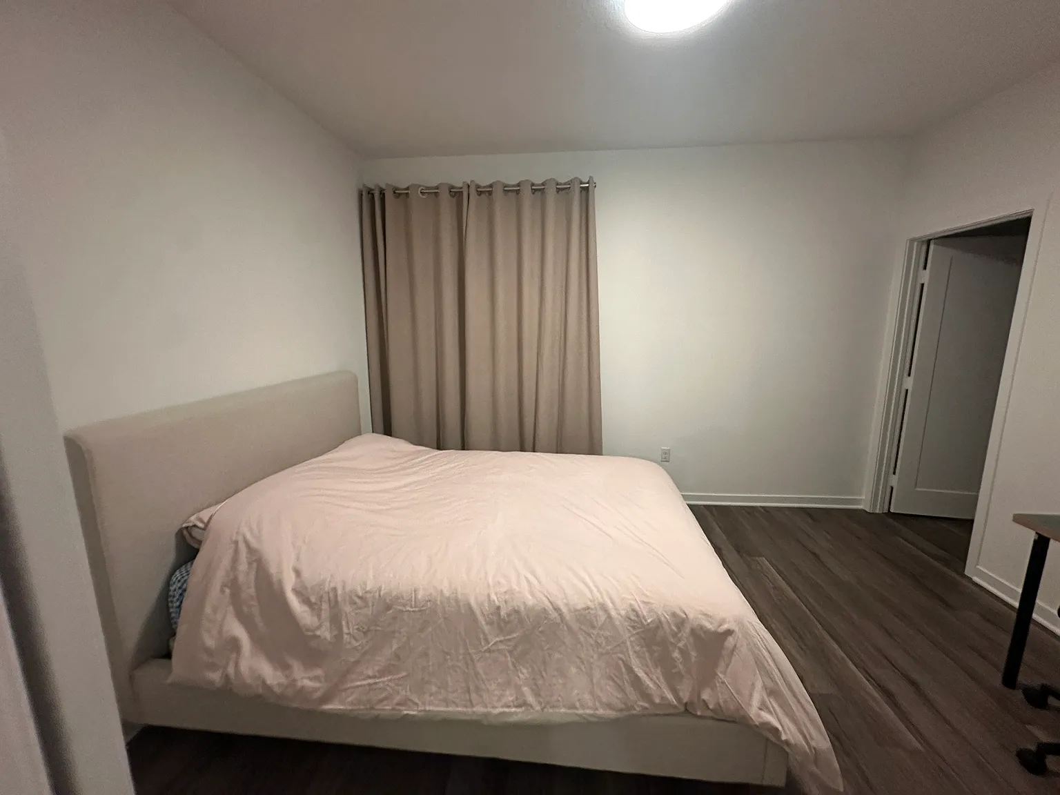 3 bed, 3.5 bath, 1900 sqft, $3,500 — Photo 4