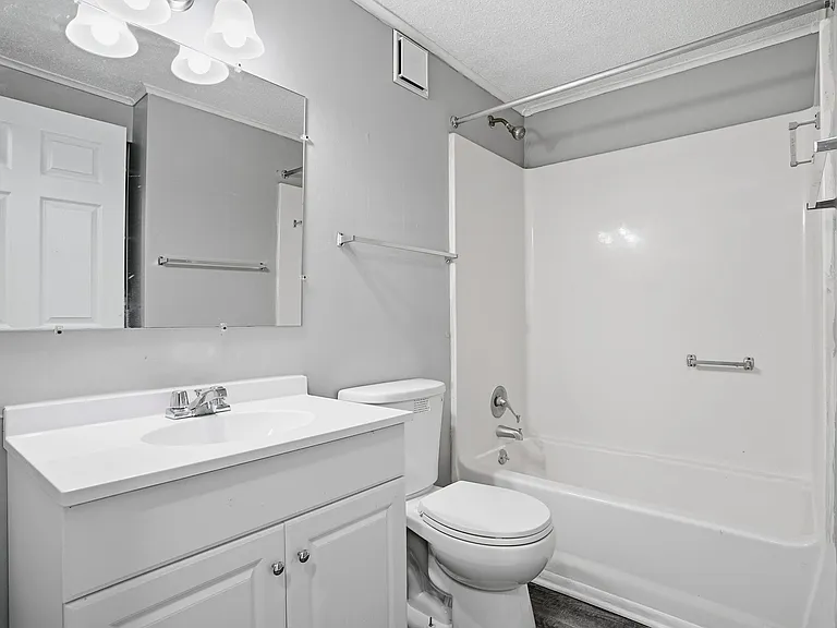 Orlando Terrace — Photo 7