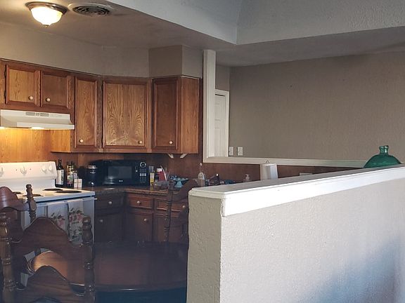 3rd image of 200 S Beaton St Unit 203