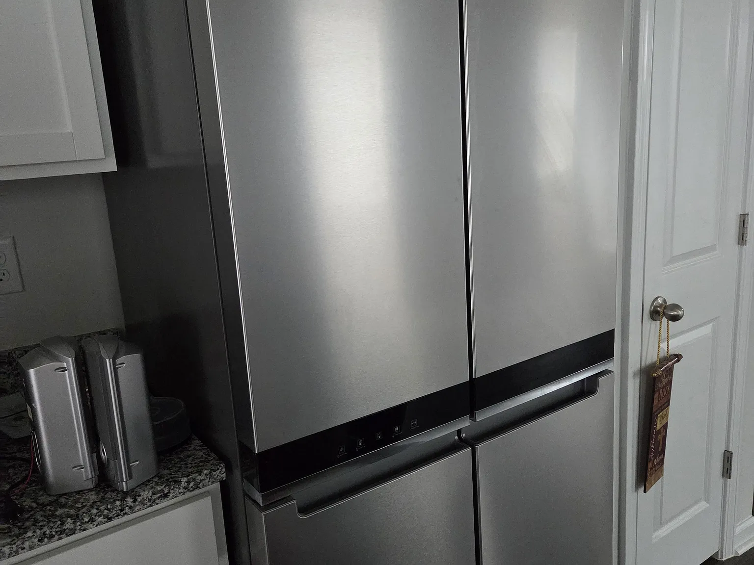 3 bed, 1376 sqft, $1,950 — Photo 4
