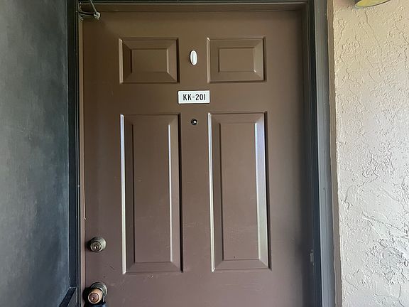 3rd image of 19505 Quesada Ave #1KK-201