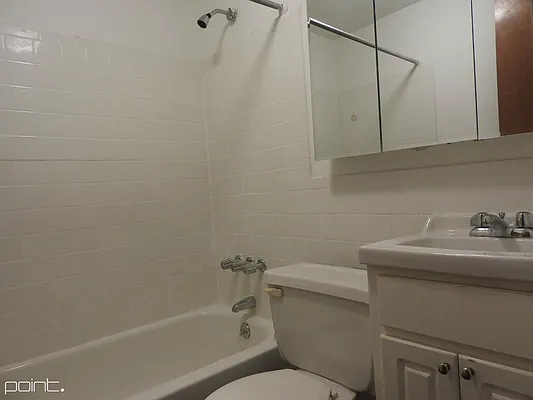 Rented by Point NYC | media 44