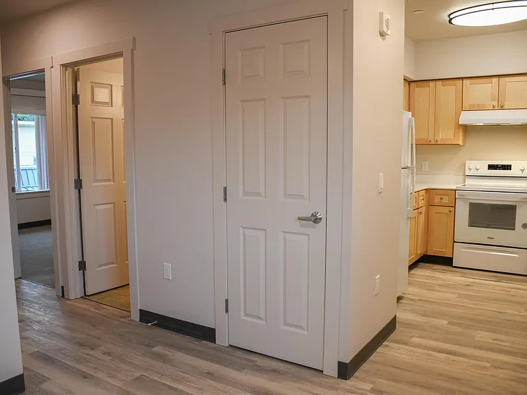 Kirkland Heights Apartments — Photo 40