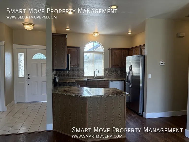 682 W Criterion St — Photo 7