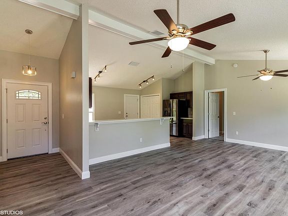 4th image of 10349 Hearthside Dr
