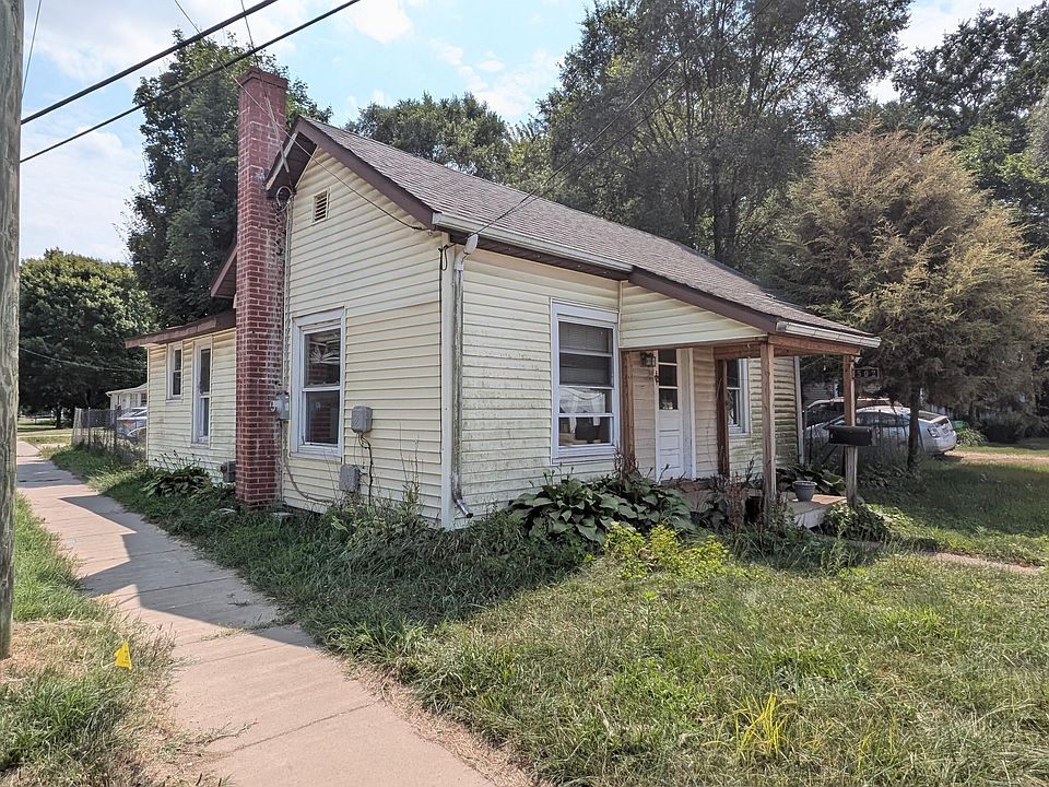 1st image of 502 W Main St