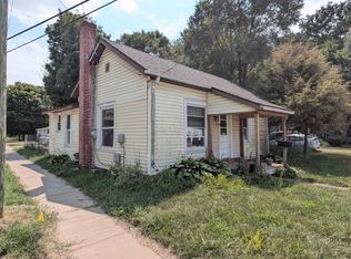 502 W Main St, Hartford, MI 49057
