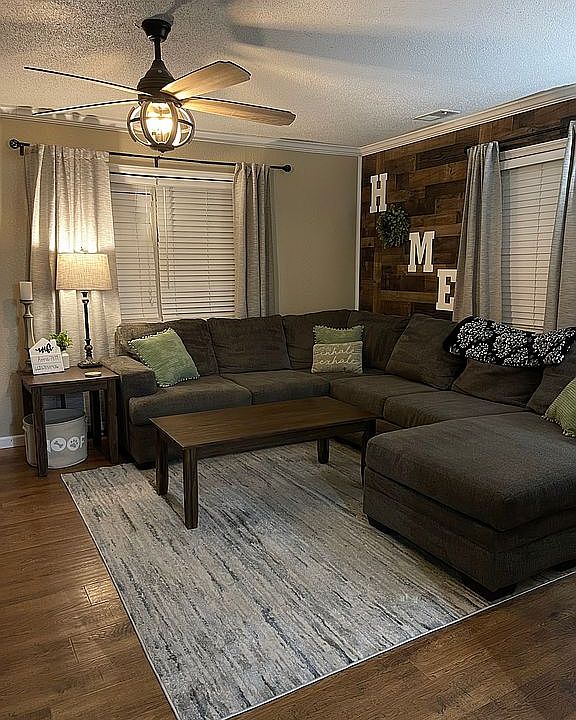 300 W Becky St, Clarkton, MO 63837 Zillow