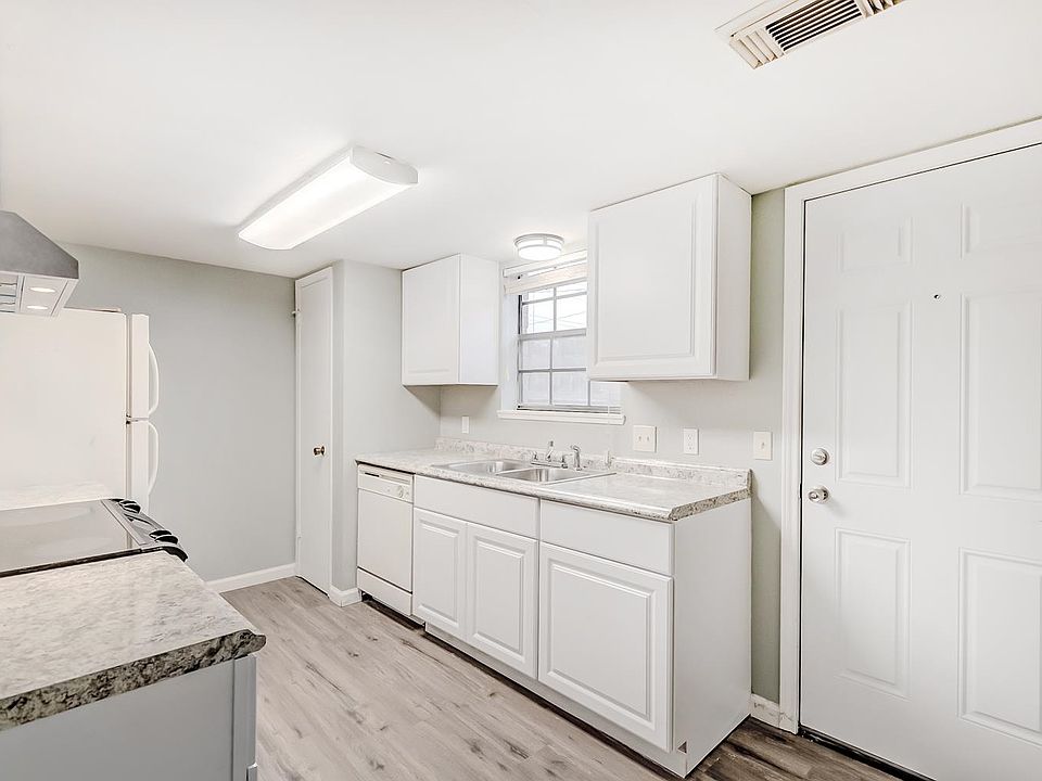 2700 16 ST BMT 2700 N 16th St Beaumont TX Zillow