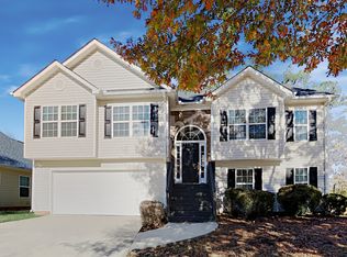 1754 Stephens Pond Vw, Loganville, GA 30052