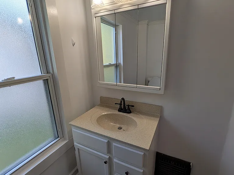 1263 Lexington Ave — Photo 17