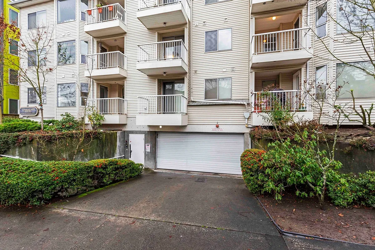 Building Photo - Monterey Apartments