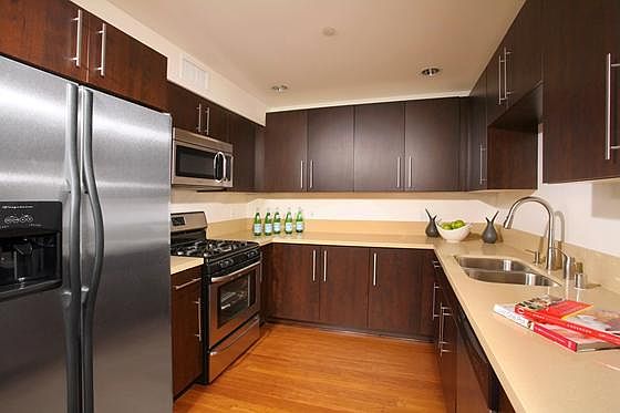 2nd image of 4547 N Eagle Rock Blvd #32