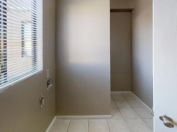 4th image of 3001 Duckworth Ave