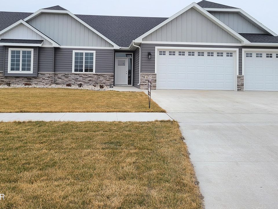 1st image of 452 Cromwell Dr