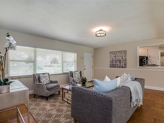 2nd image of 4101 Shorecrest Dr