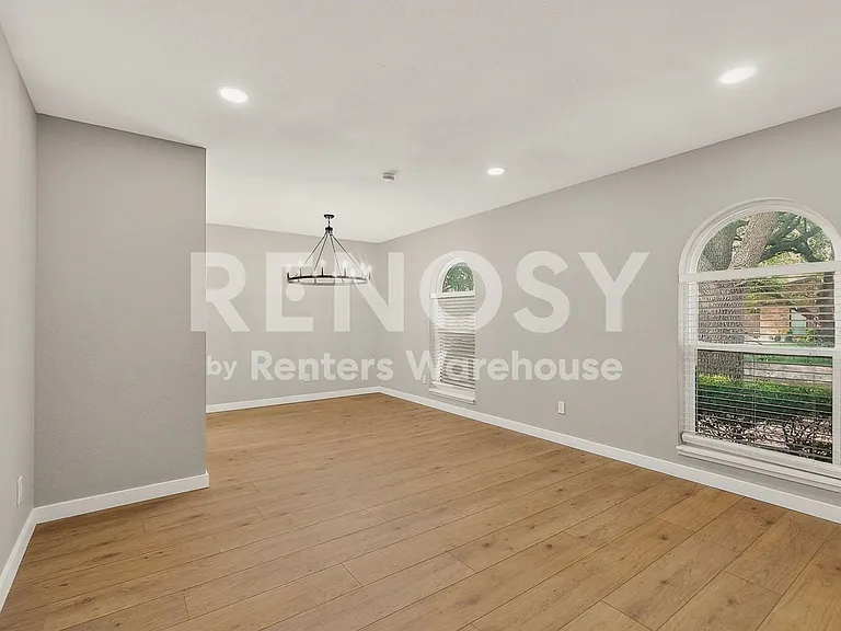 913 Overdowns Dr — Photo 18
