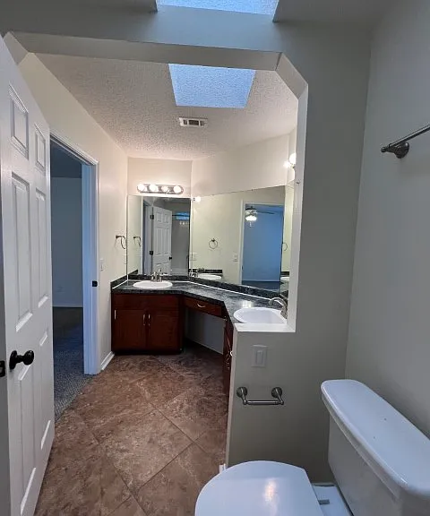 5 Neptune Dr — Photo 28