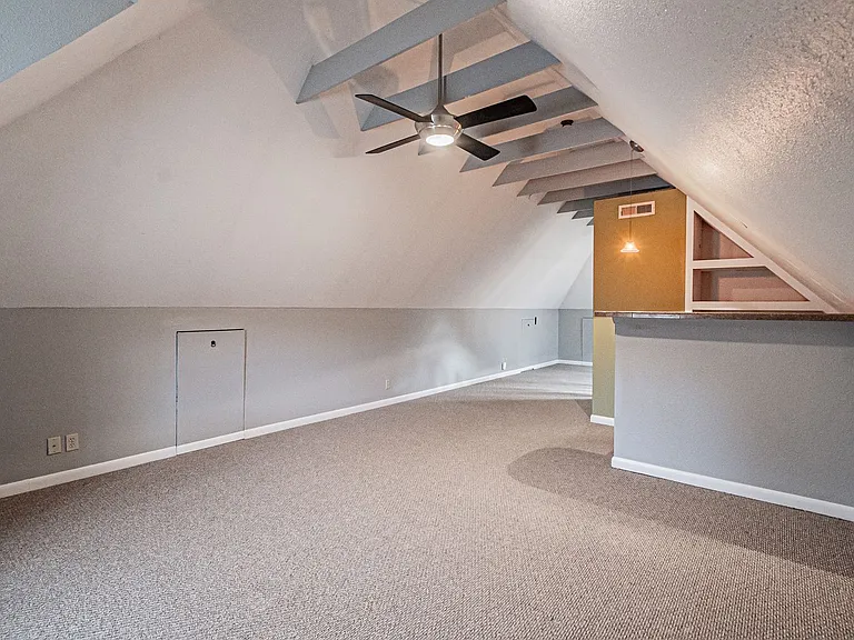 908 S Washington St — Photo 31